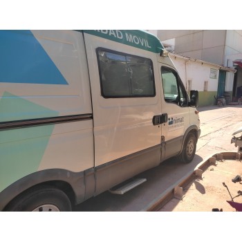iveco daily caja cerrada (1999 =>) del año 2003