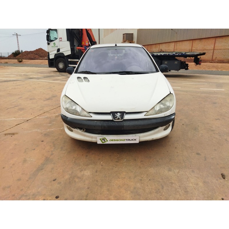 peugeot 206 4-trg. del año 2001