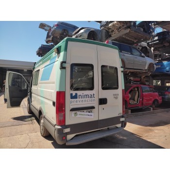 iveco daily caja cerrada (1999 =>) del año 2003