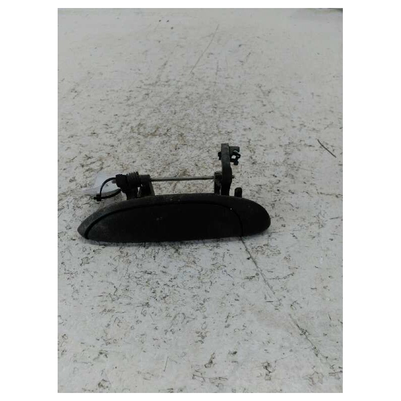 Recambio de maneta exterior delantera izquierda para renault clio i phase iii 1.9 d campus referencia OEM IAM 7700426085