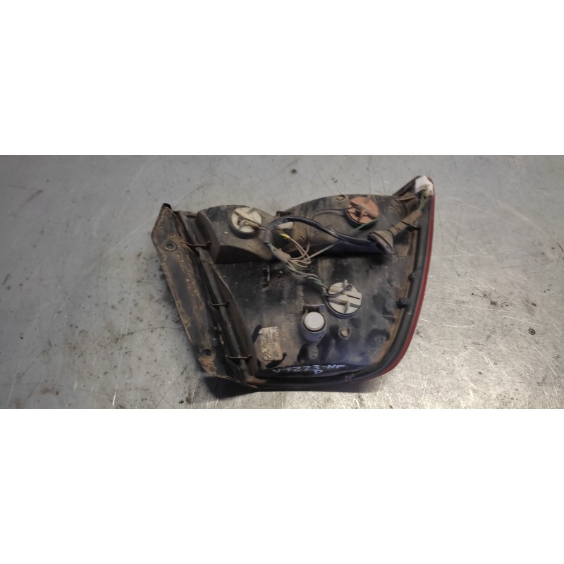 Recambio de piloto trasero derecho para hyundai accent (lc) gl 5p referencia OEM IAM - Rojo 2
