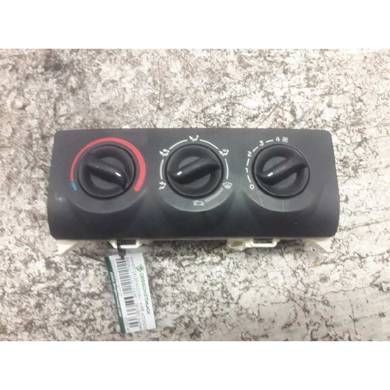 Recambio de mando calefaccion / aire acondicionado para renault clio ii fase ii (b/cb0) authentique referencia OEM IAM 820014715 - Azul