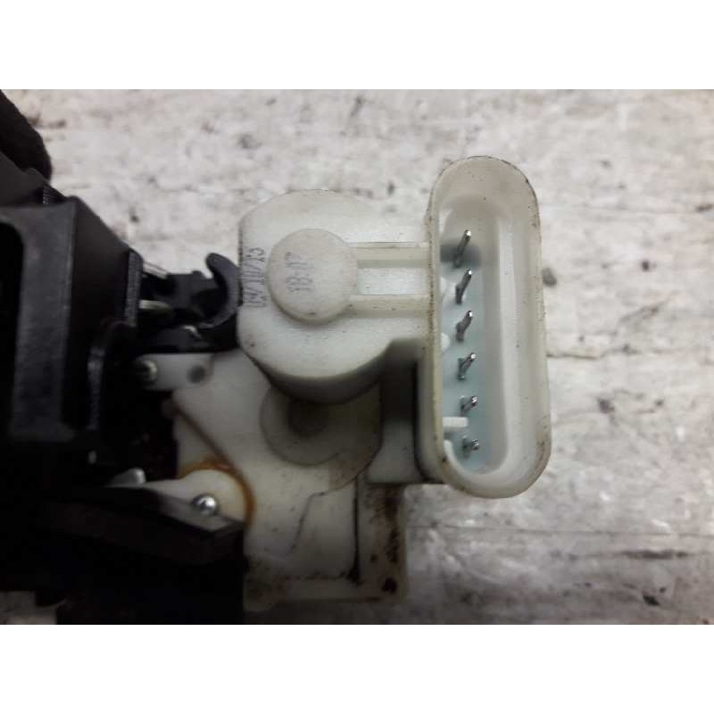 Recambio de cerradura puerta delantera derecha para fiat doblo (119) 1.9 d active (05.2004) referencia OEM IAM - Blanco 2