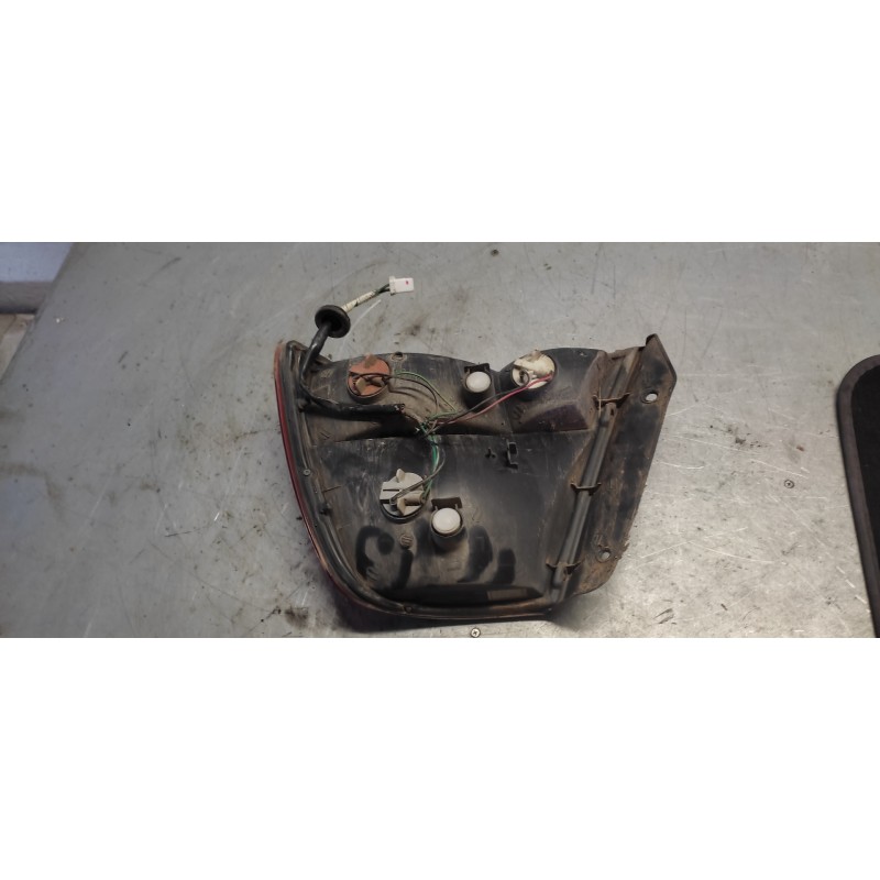 Recambio de piloto trasero izquierdo para hyundai accent (lc) gl 5p referencia OEM IAM - Rojo 2