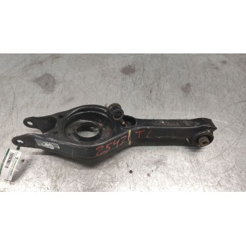 Recambio de brazo suspension inferior trasero izquierdo para hyundai i30 (gd) 1.6 crdi referencia OEM IAM   