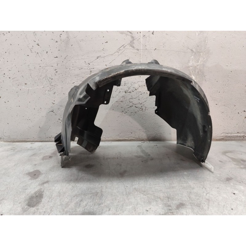 Recambio de paso rueda delantero izquierdo para ford focus lim. (cb8) titanium referencia OEM IAM AM51R16115BF  DELANTERO