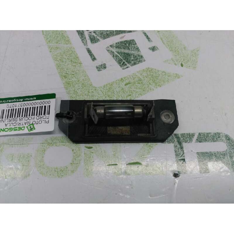 Recambio de piloto matricula para ford focus berlina (cap) ambiente (d) referencia OEM IAM 4502331 3M5A13550A 3