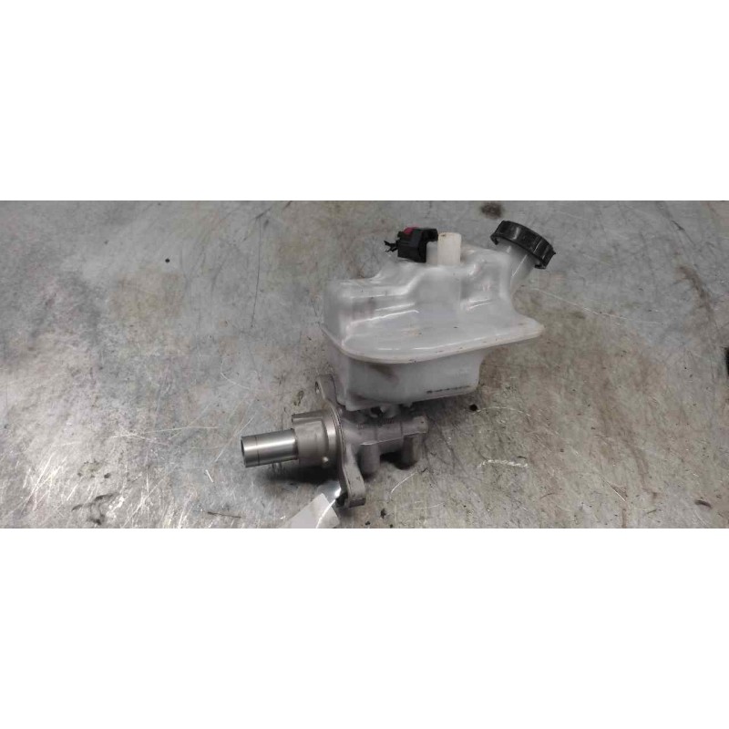 Recambio de bomba freno para ford transit express line '06 2.2 tdci cat referencia OEM IAM 0204051174 - Blanco 3
