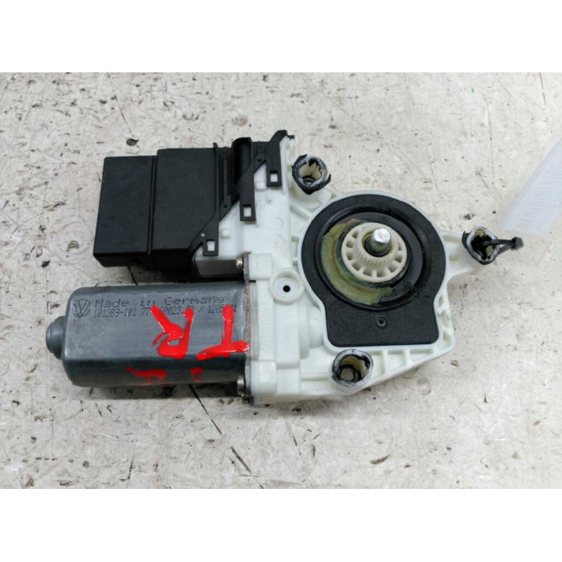 Recambio de motor elevalunas trasero izquierdo para volkswagen golf iv berlina (1j1) conceptline referencia OEM IAM 1J4959811C - Blanco 2