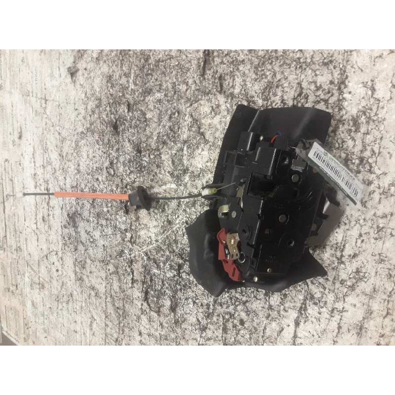 Recambio de cerradura puerta trasera izquierda para audi a4 berlina (8e) 2.5 v6 24v tdi referencia OEM IAM 8E0839349  