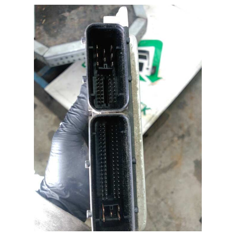 Recambio de centralita motor uce para volkswagen golf iv berlina (1j1) advance referencia OEM IAM  0281010497 28SA4730 3