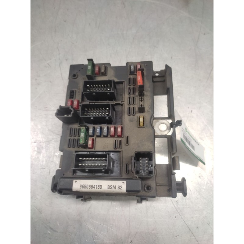 Recambio de caja reles / fusibles para peugeot 206 berlina x-line referencia OEM IAM 9650664180  BSM