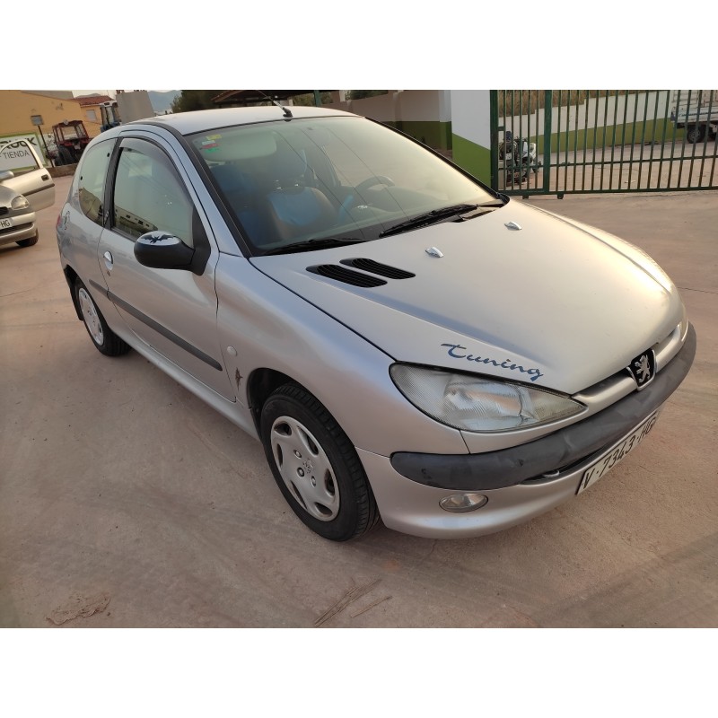 PEUGEOT 206 BERLINA