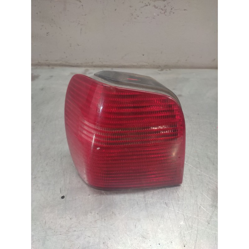 Recambio de piloto trasero izquierdo para volkswagen polo (6n2) 1.4 referencia OEM IAM   