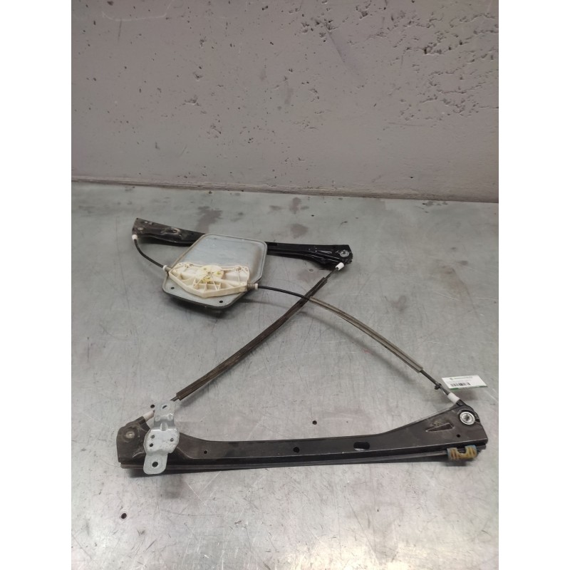 Recambio de elevalunas delantero derecho para volkswagen jetta iii (1k2) 1.6 referencia OEM IAM 1K5837462B  