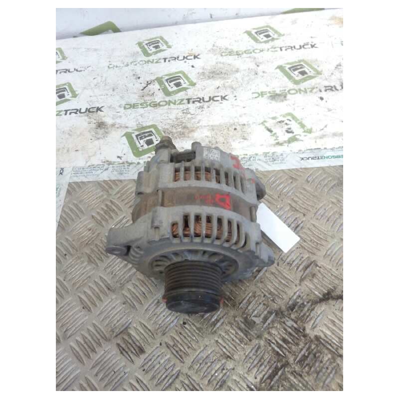 Recambio de alternador para renault trucks maxity 130.35 (130cv) referencia OEM IAM 23100DB000  12V/ 135A 4
