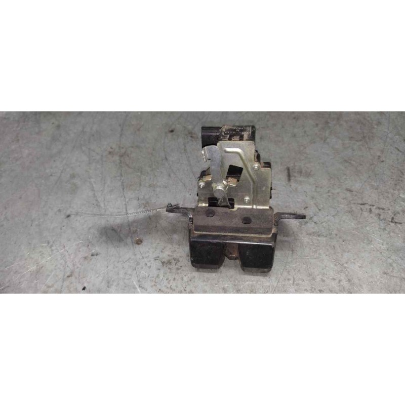 Recambio de cerradura maletero / porton para kia cee'd 1.4 cat referencia OEM IAM   4 PINS - Negro 2