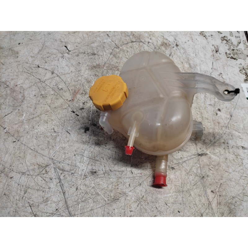 Recambio de deposito expansion para opel corsa d selective referencia OEM IAM 55702164  