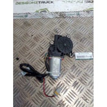MOTOR ELEVALUNAS DELANTERO DERECHO 81286016143 