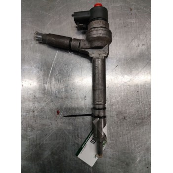 Recambio de inyector para opel astra h berlina cosmo referencia OEM IAM 0445110175  