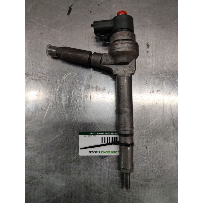 Recambio de inyector para opel astra h berlina cosmo referencia OEM IAM 0445110175 4