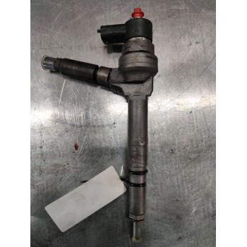 Recambio de inyector para opel astra h berlina cosmo referencia OEM IAM 0445110175  