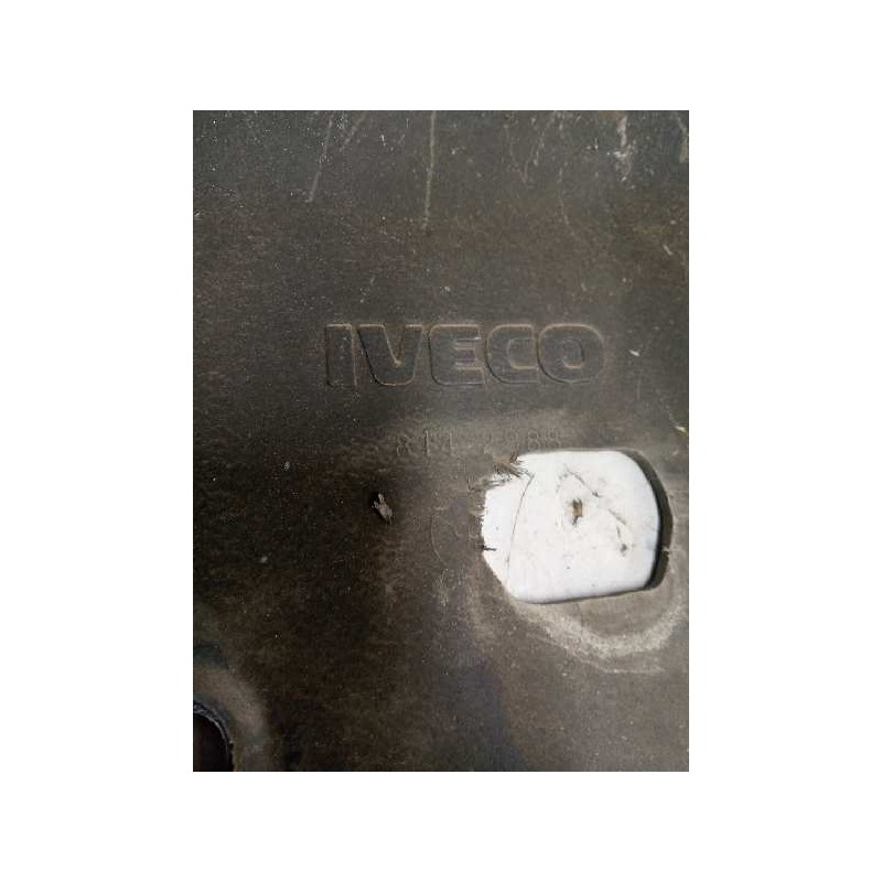 Recambio de soporte para iveco eurocargo 7.7 diesel referencia OEM IAM 8142988  SOPORTE PASO RUEDA IZQUIERDO - Rojo 2