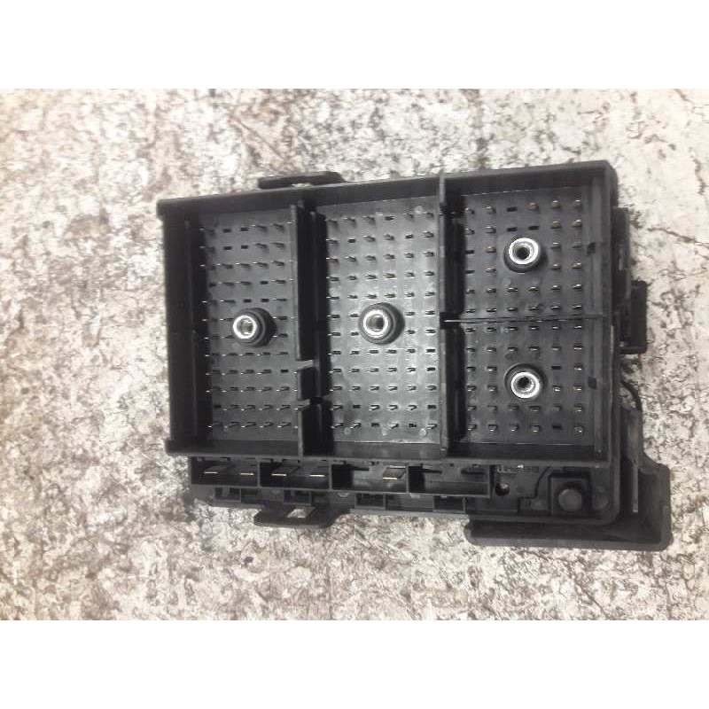 Recambio de caja reles / fusibles para kia shuma ii 1.6 ls berlina portón referencia OEM IAM 15424198 DELPHI - Azul 2