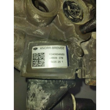Recambio de valvula aire para iveco eurotech (mp) 10.3 diesel referencia OEM IAM LA8606 K040604N50 VALVULA SECADORA