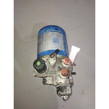 Recambio de valvula aire para iveco eurotech (mp) 10.3 diesel referencia OEM IAM LA8606 K040604N50 VALVULA SECADORA