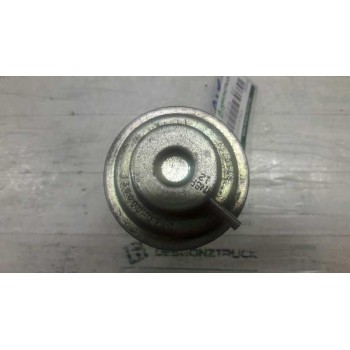 Recambio de valvula egr para opel corsa b city referencia OEM IAM 1350003960  