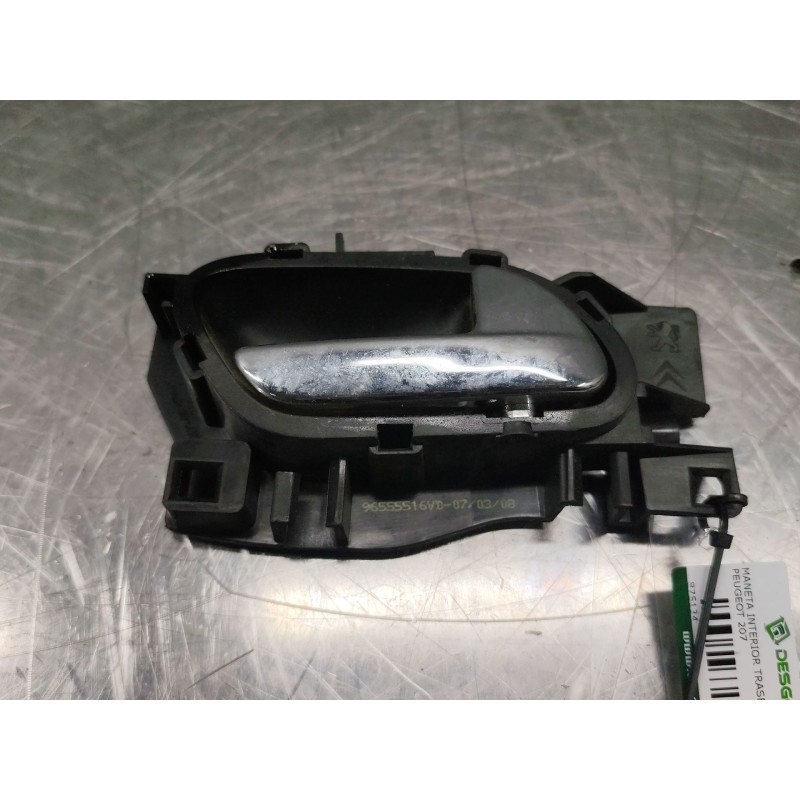 Recambio de maneta interior trasera derecha para peugeot 207 confort referencia OEM IAM 96555516VD  