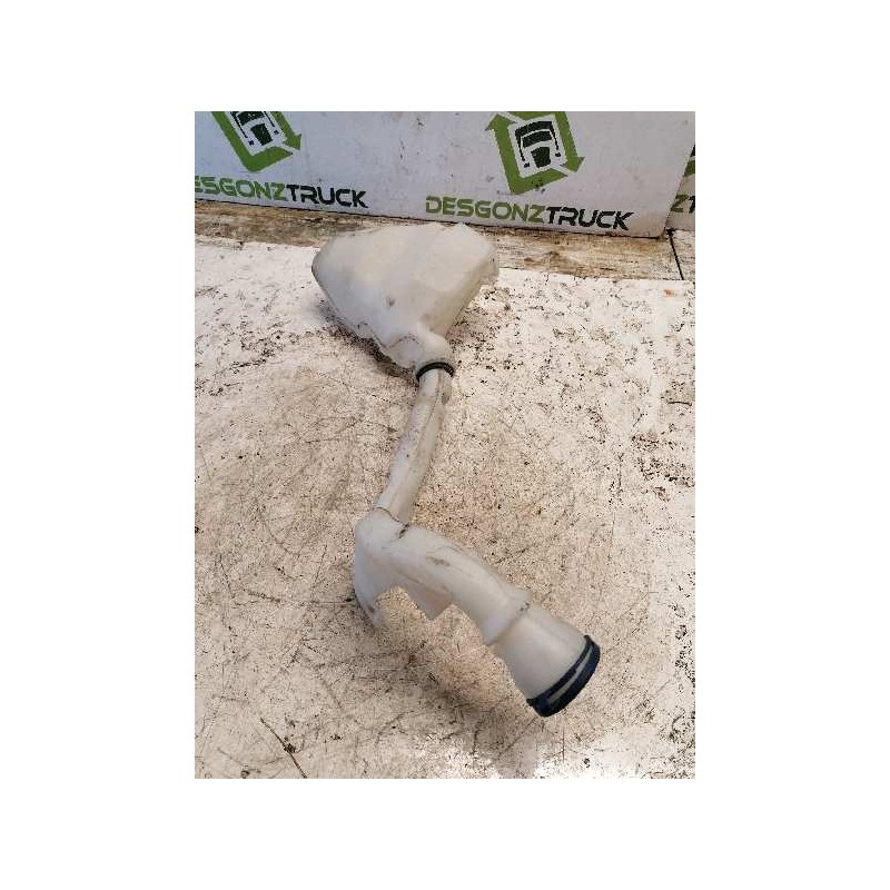 Recambio de deposito limpia para peugeot 208 style referencia OEM IAM 9683988680 3