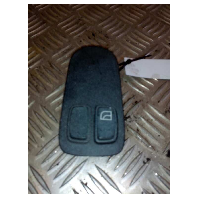 Recambio de mando elevalunas delantero derecho para daf serie xf105.xxx fsa 4x2 space-cab referencia OEM IAM 1693129  