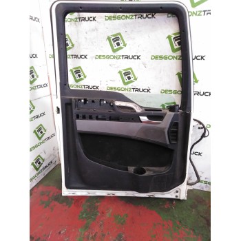 Recambio de puerta delantera izquierda para man tgx 18.xxx 12.4 diesel referencia OEM IAM   
