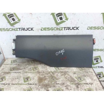 MOLDURA TRASERA CABINA 81615100409 IZQUIERDA