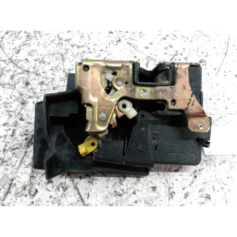 Recambio de cerradura puerta delantera derecha para renault laguna (b56) 2.0 referencia OEM IAM 3