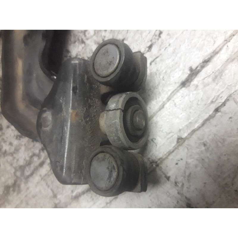 Recambio de bisagra puerta corredera para peugeot partner (s2) combi plus referencia OEM IAM  INFERIOR DERECHA - Blanco 2