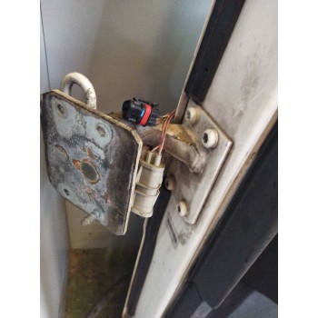 Recambio de puerta delantera derecha para man tg - a 18.xxx fg / bb   (e3/e4) xl referencia OEM IAM   