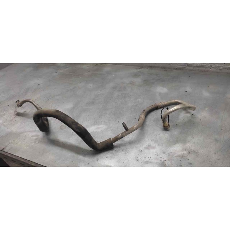 Recambio de tubos aire acondicionado para nissan primastar (x83) combi 6 asientos batalla 2,78t referencia OEM IAM - Blanco 2