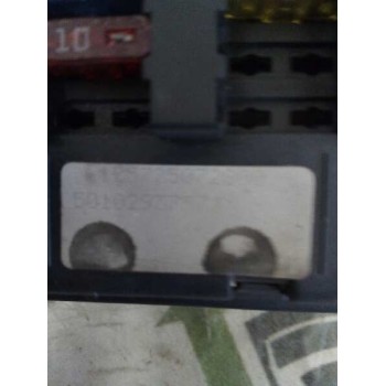 Recambio de caja reles / fusibles para renault trucks midlum 180.12 (174cv) referencia OEM IAM 175725072800 5010293757 