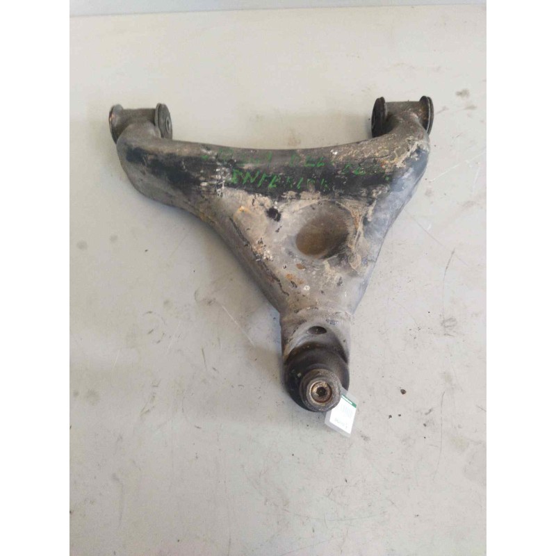 Recambio de brazo suspension inferior delantero derecho para mercedes-benz sprinter 02.00  caja cerrada 413 cdi (904.662) refere - Blanco