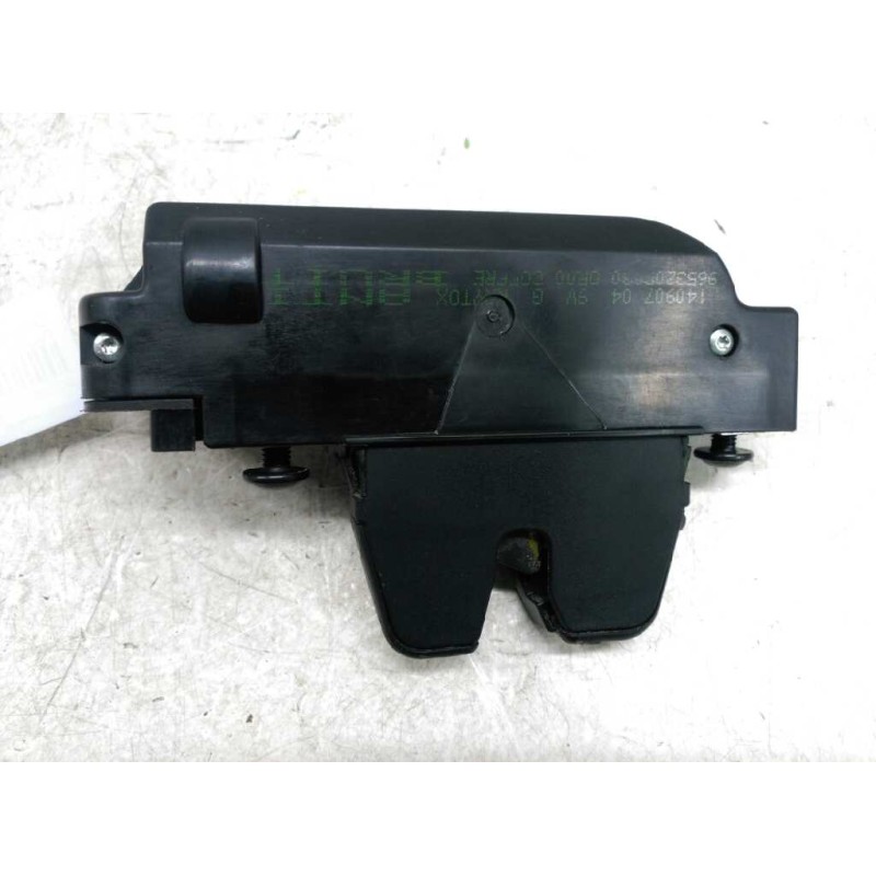 Recambio de cerradura maletero / porton para peugeot 407 sport referencia OEM IAM - Blanco 2