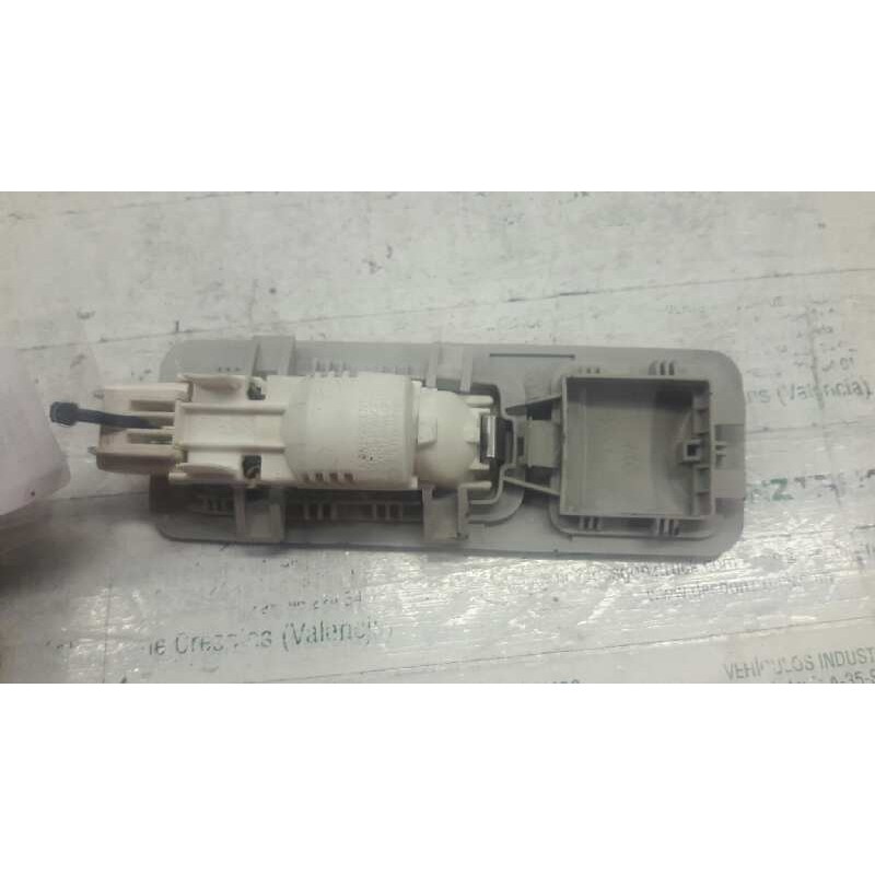 Recambio de luz interior para peugeot 307 break/sw (s2) d-sign referencia OEM IAM 2