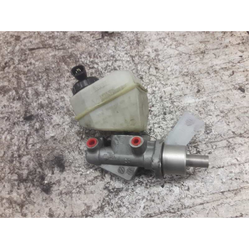 Recambio de bomba freno para renault clio ii fase ii (b/cb0) authentique referencia OEM IAM 7700417826F - Blanco 2