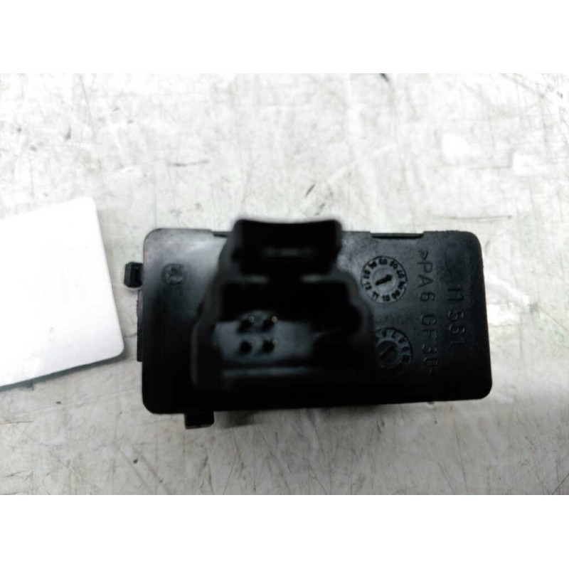 Recambio de mando elevalunas trasero izquierdo para peugeot 407 sport referencia OEM IAM 96360166XT - Blanco 2