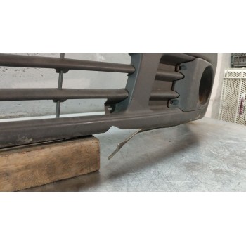 Recambio de paragolpes delantero para opel vivaro 1.9 cdti cat (f9q-760 / l08) referencia OEM IAM   