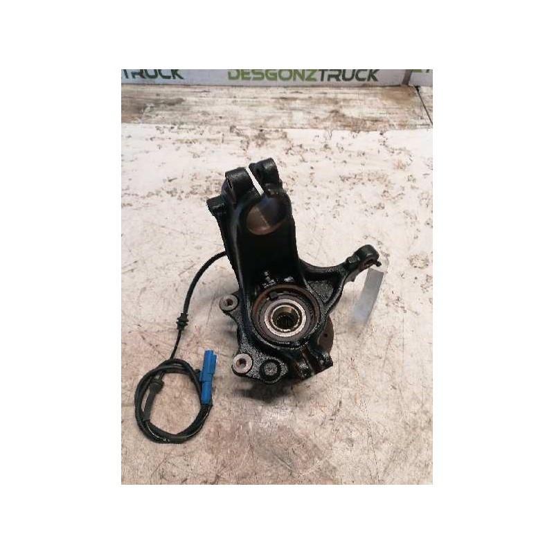 Recambio de mangueta delantera derecha para peugeot 208 style referencia OEM IAM 2