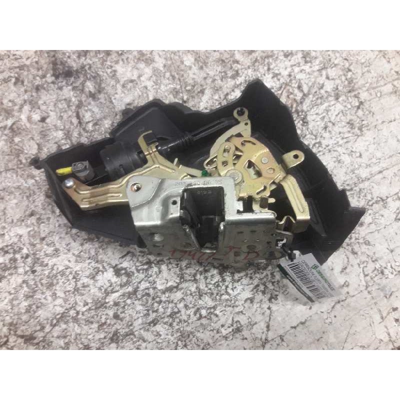 Recambio de cerradura puerta trasera derecha para mercedes-benz clase c (w202) berlina 250 td (202.128) referencia OEM IAM 20273
