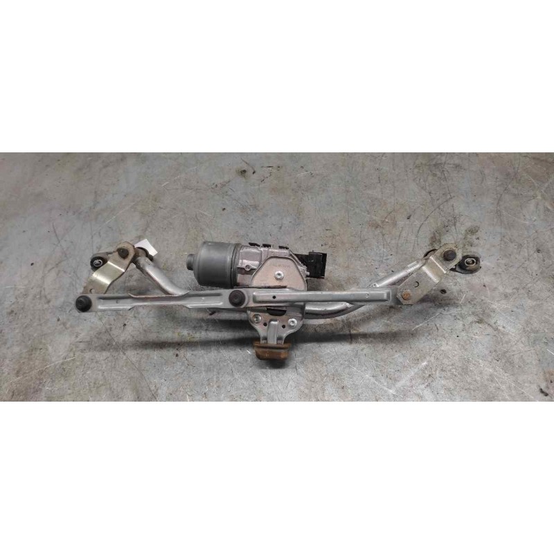 Recambio de motor limpia delantero para peugeot 208 style referencia OEM IAM 0390241540 4 PINS 3